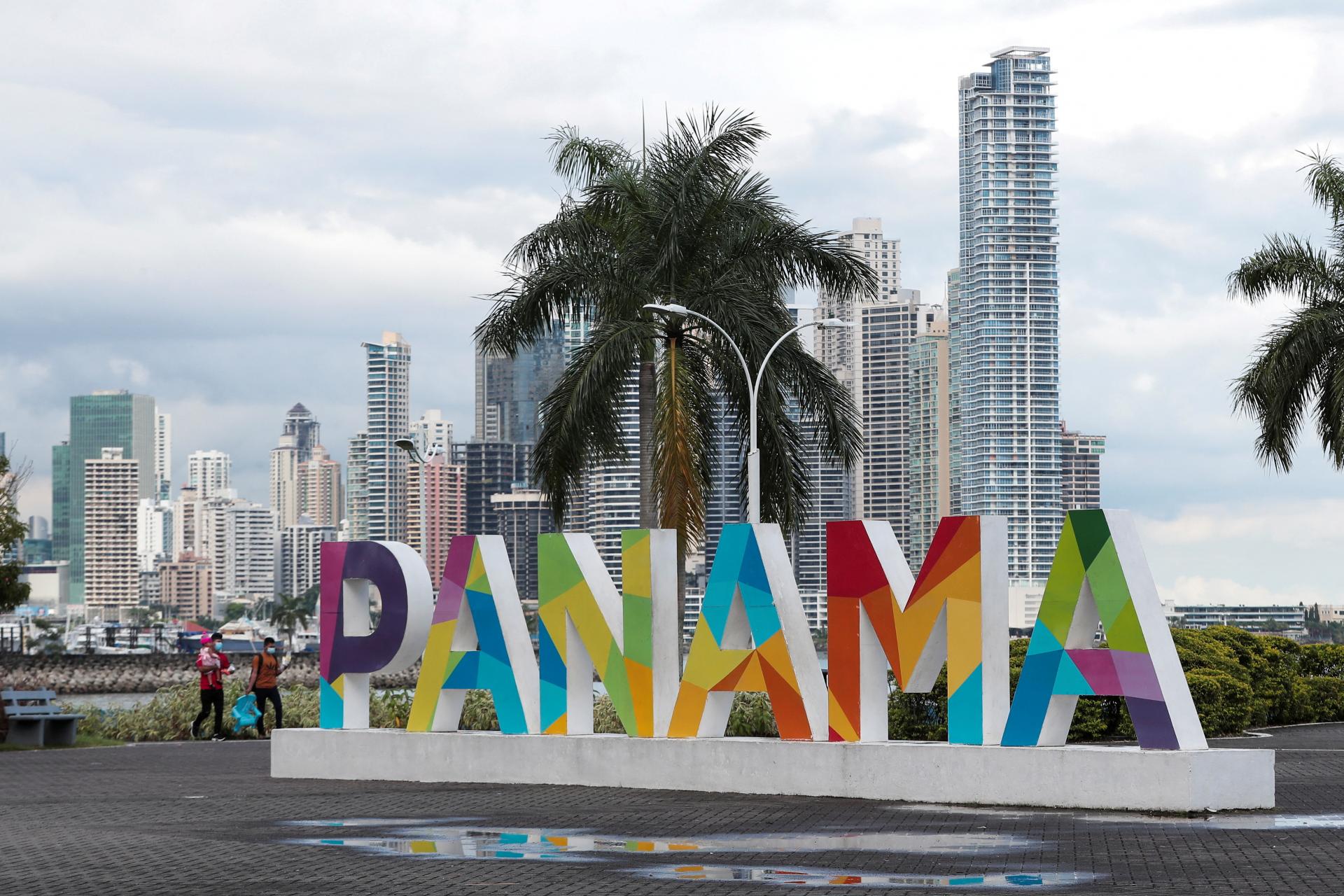 Panamský súd zbavil viny obvinených v škandále Panama Papers, zapletené boli státisíce subjektov