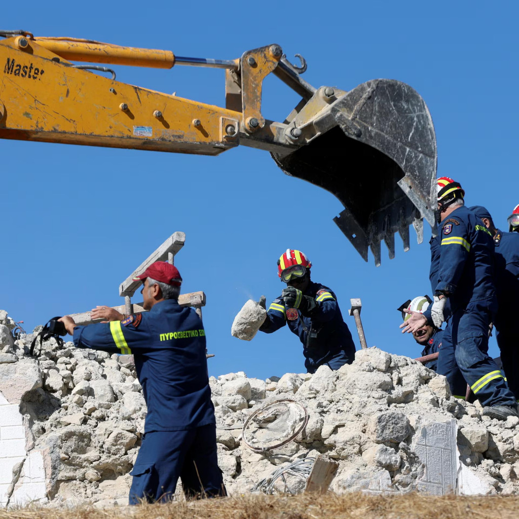 Stavebné práce v Grécku. FOTO: Reuters