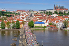 Hradčany a Karlov most nevynechá žiaden návštevník Prahy. FOTO: Shutterstock