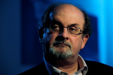 Britský spisovateľ Salman Rushdie v roku 2008. FOTO: REUTERS