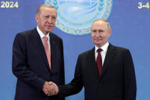 Ruský prezident Vladimir Putin a turecký prezident Recep Tayyip Erdogan. FOTO: REUTERS