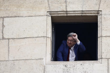 Ultraľavičiar Jean-Luc Mélenchon by sa rád stal novým premiérom, jeho strana Nepoddajné Francúzsko má však veľmi nízky koaličný potenciál. FOTO: REUTERS