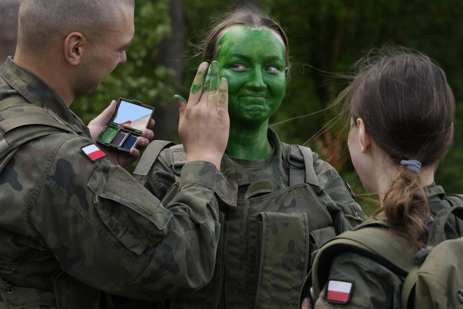 Poľská armáda organizuje pre verejnosť letné výcvikové kurzy