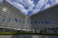 Na snímke budova Európskej komisie v Bruseli  FOTO: TASR/Jaroslav Novák