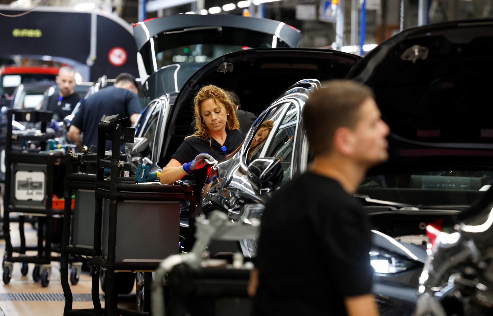 Továreň Volkswagen v Bruseli môže zavrieť. Dopyt po elektromobiloch klesá