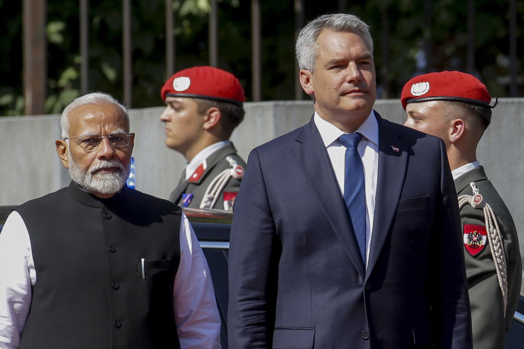 Indický premiér navštívil Rakúsko po vyše 40 rokoch. Módi a Nehammer diskutovali aj o vojne na Ukrajine