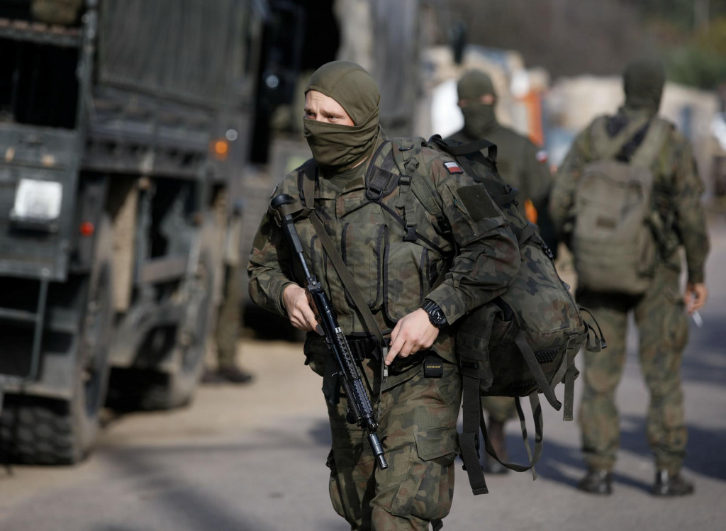 Vojaci poľskej armády. FOTO: Reuters