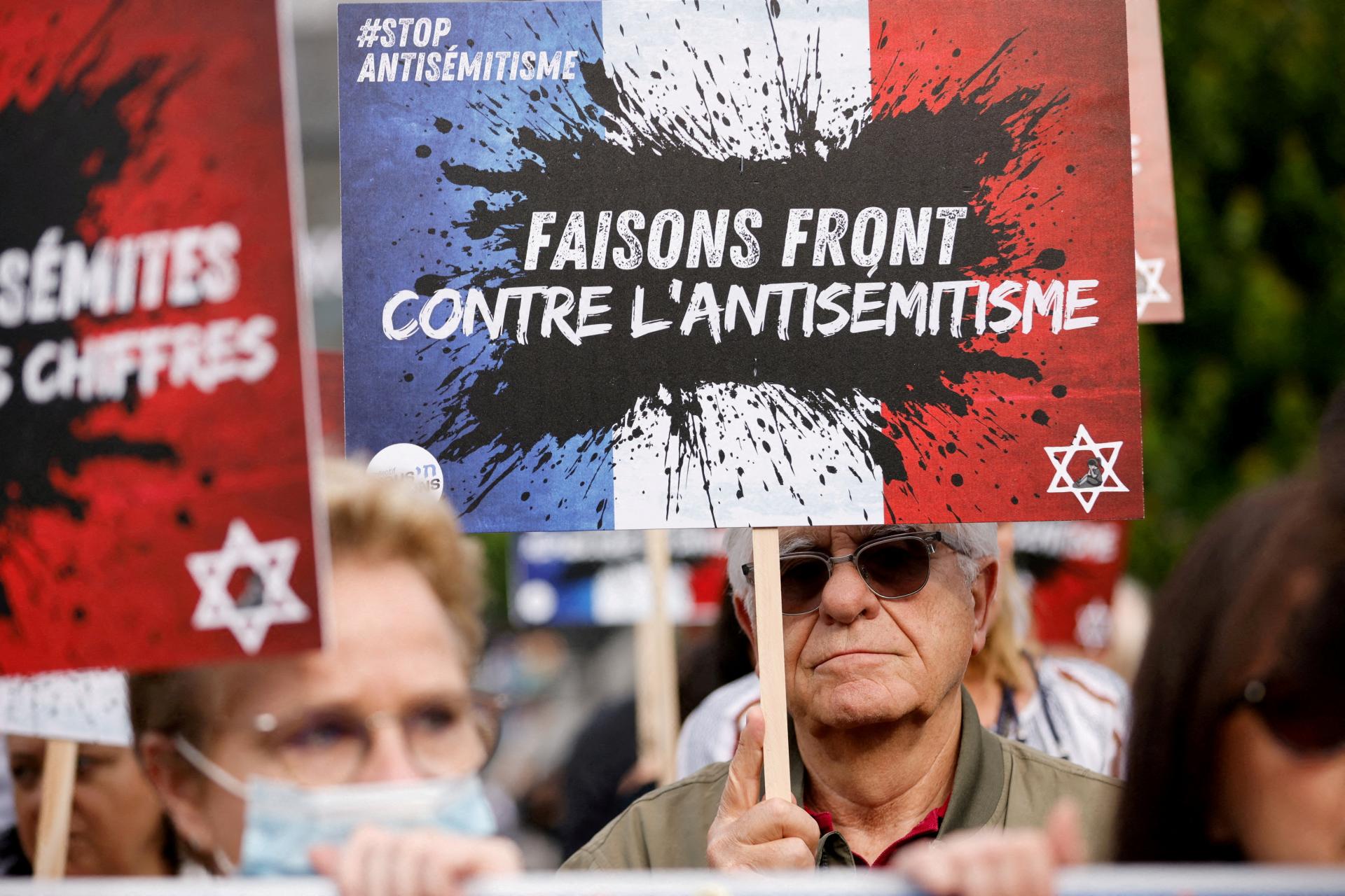 Židia v Európe čelia rastúcej vlne antisemitizmu, ukázal prieskum 