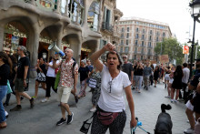 Necelé tri tisícky obyvateľov Barcelony sa v júli zúčastnili na protestnom pochode proti masovému turizmu v katalánskej metropole. FOTO: REUTERS