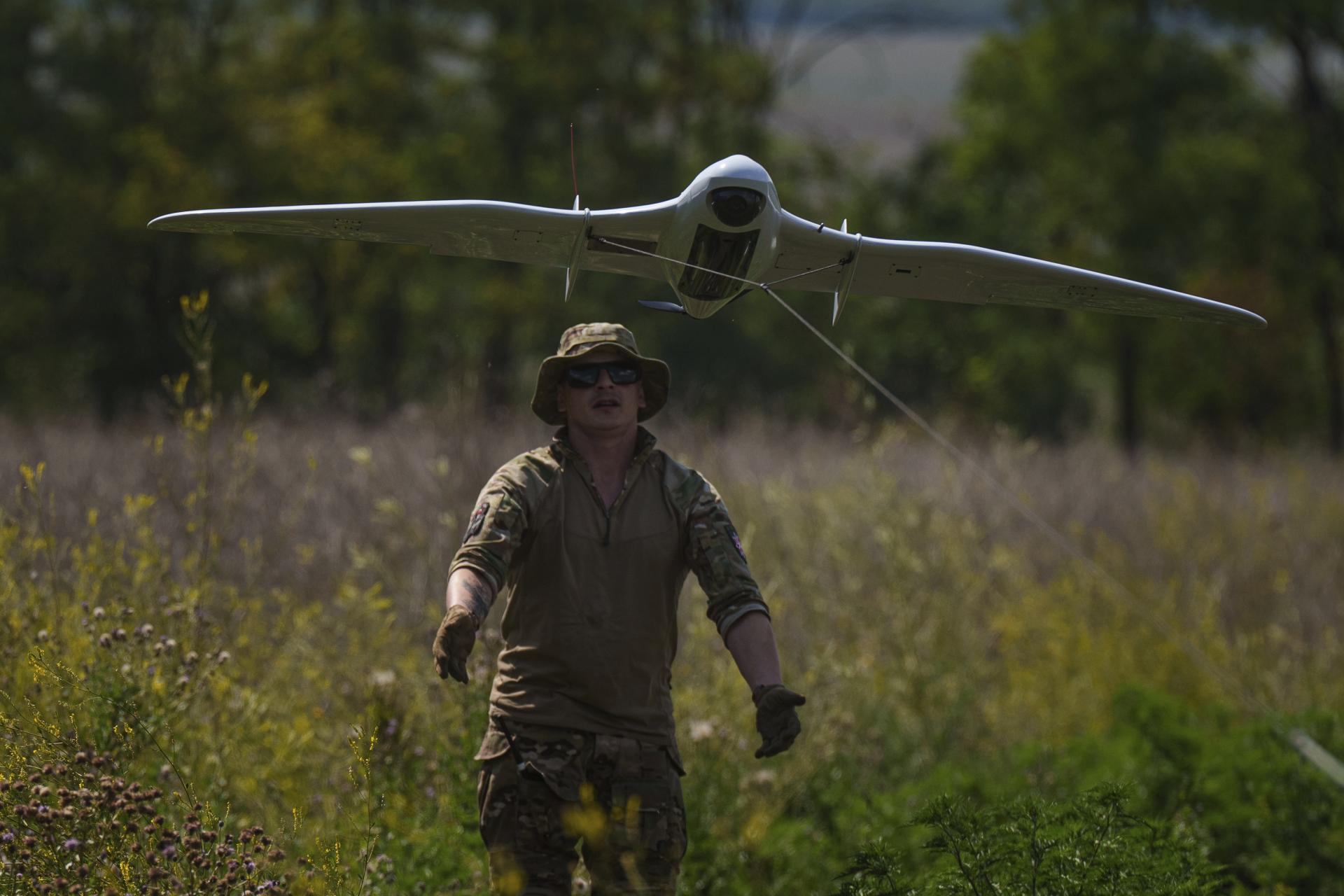 Rusi hlásia, že zneškodnili 22 ukrajinských dronov v Brianskej oblasti a na Kryme