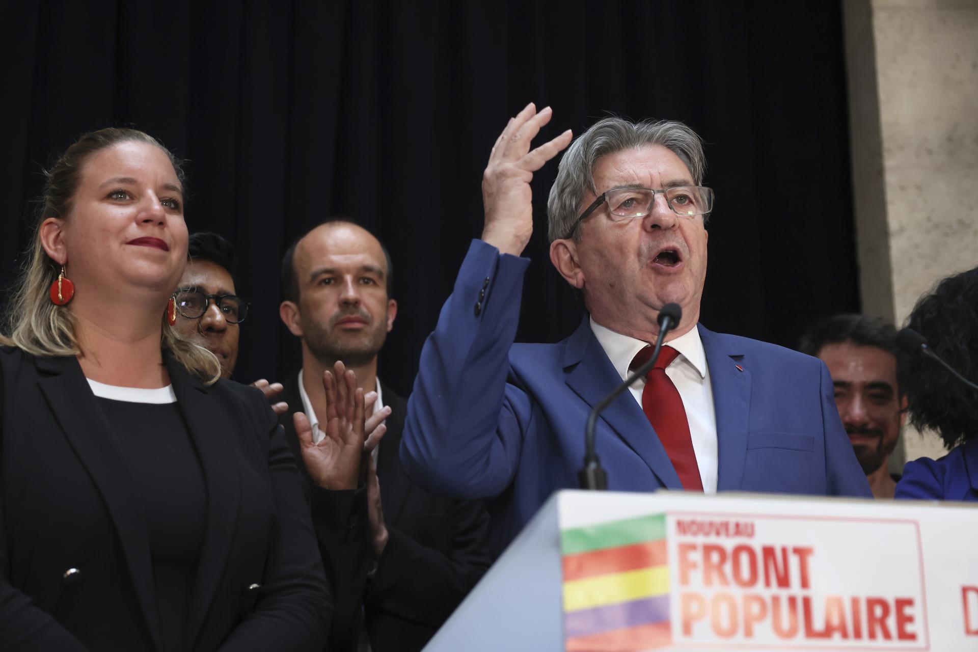 Krajne ľavicové Nepoddajné Francúzsko pozastavuje rokovania o zostavení vlády