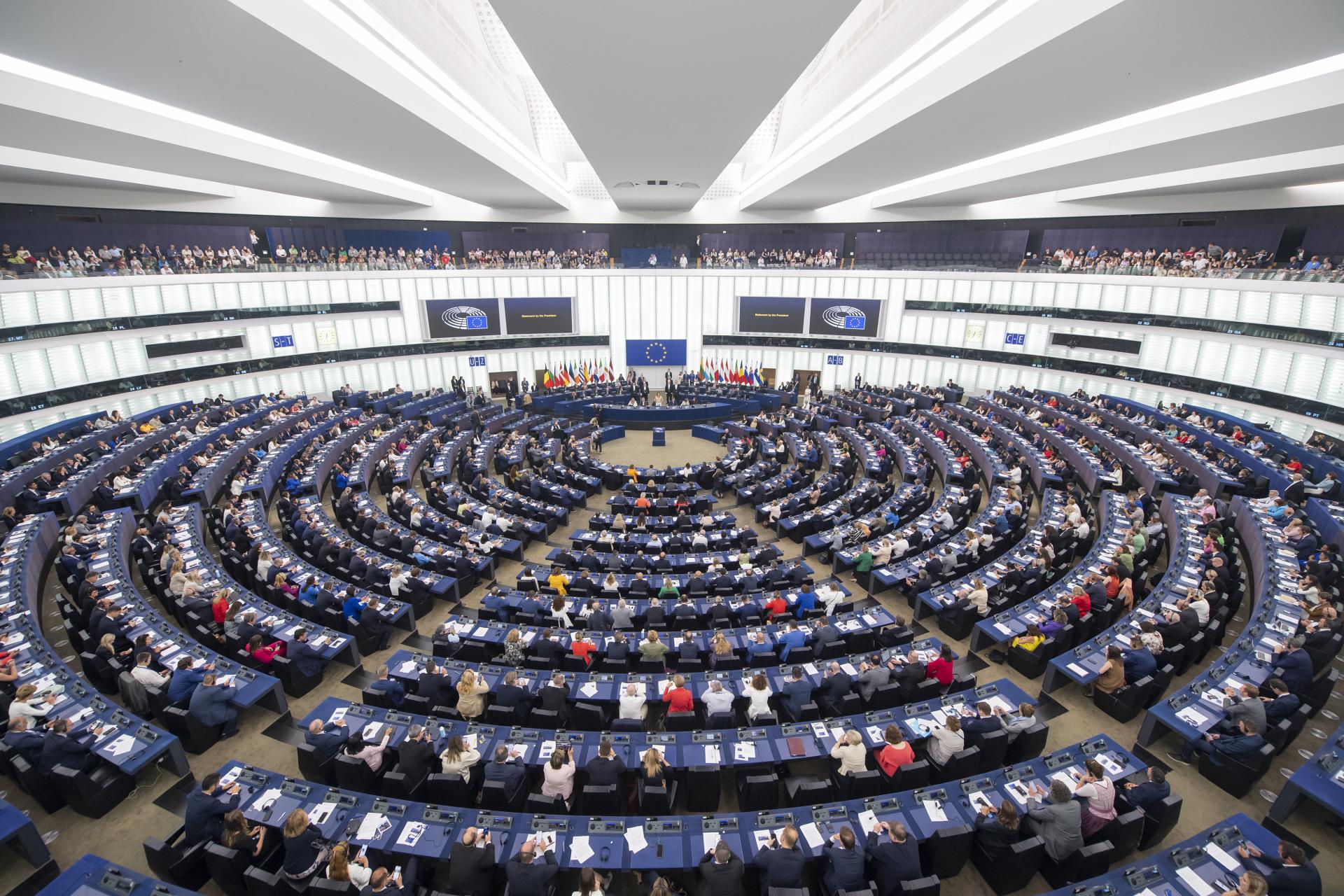 Zo 14 podpredsedov europarlamentu nebude ani jeden z krajnej pravice. Frakcie vytvorili 