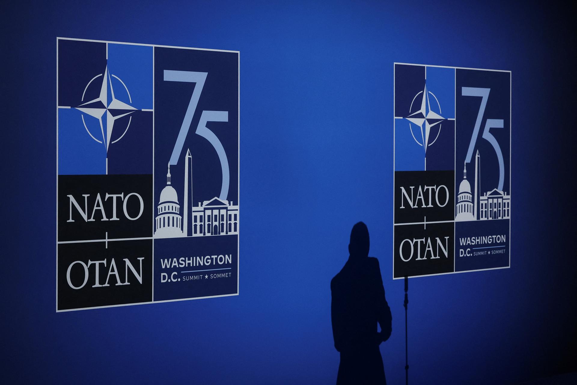 Medvedev tvrdí, že vstup Ukrajiny do NATO by bol vyhlásením vojny Rusku