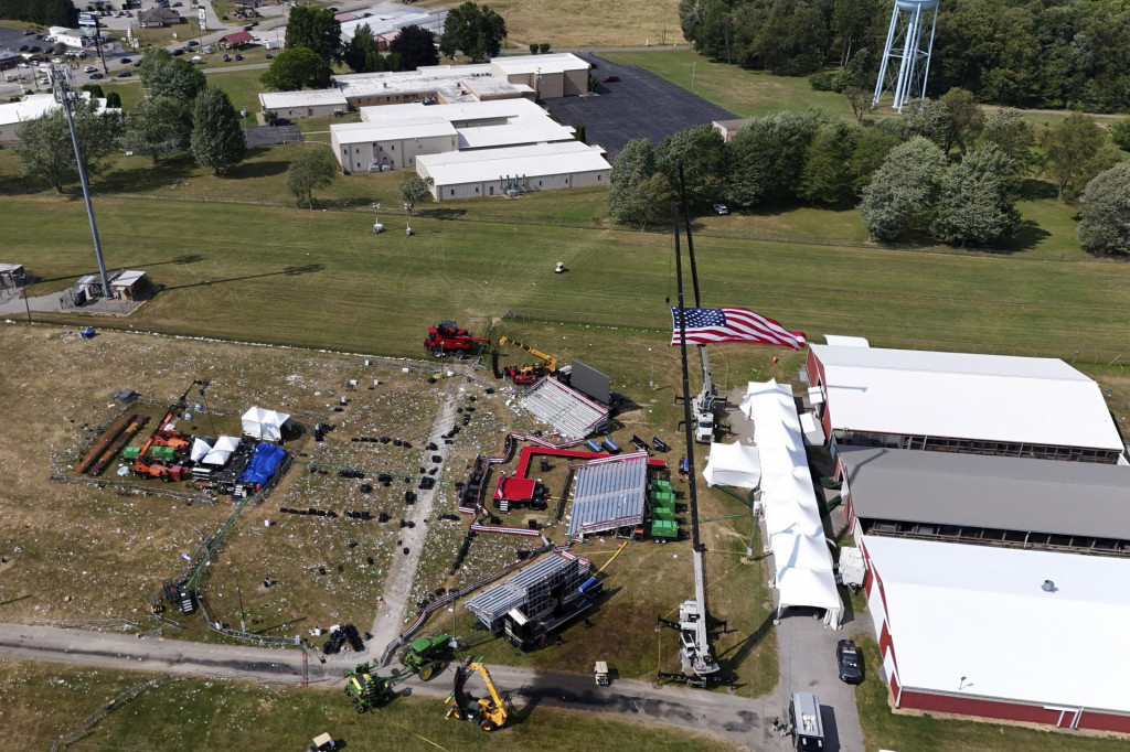 Výstavisko Butler Farm Show, kde sa konalo predvolebné zhromaždenie republikánskeho prezidentského kandidáta a bývalého prezidenta USA Donalda Trumpa. FOTO: TASR/AP