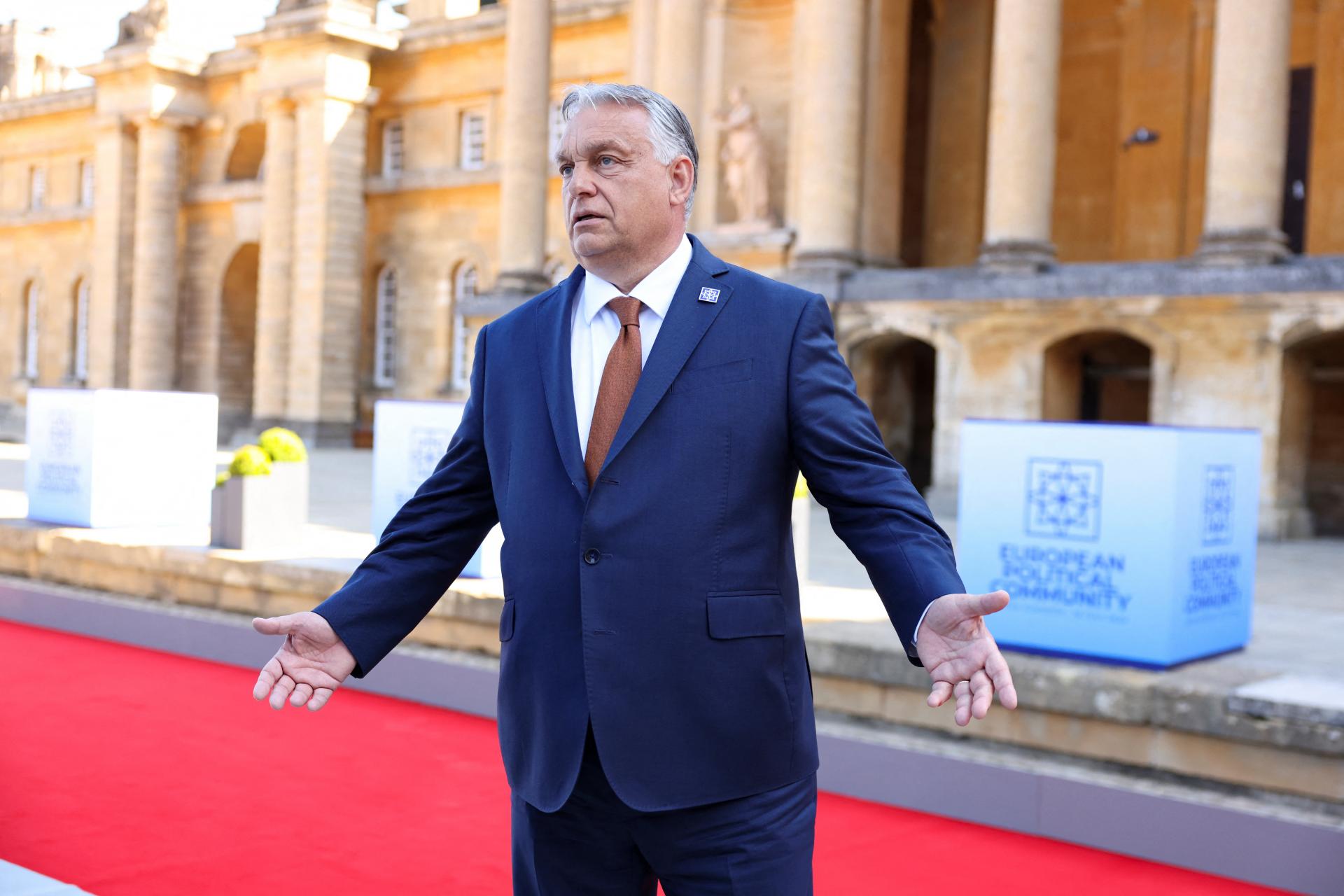Únia by nemala kopírovať zahraničnú politiku amerických demokratov, povedal Orbán