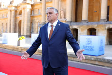 Maďarský premiér Viktor Orbán prichádza na samit európskych lídrov. FOTO: Reuters