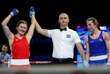 Jessica Triebeľová (vľavo) pevne verí, v Paríži to bude po zápasoch najmä o jej víťazných gestách. FOTO: Profimedia.sk
