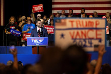 Republikánsky kandidát na viceprezidenta, americký senátor J.D. Vance. FOTO: Reuters
