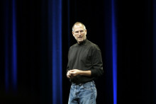 Steve Jobs

Dnes už zosnulý zakladateľ firmy Apple Steve Jobs prespával na zemi v garáži v dome kamaráta a zbieral plechovky, aby za ne dostával nejaké peniaze. Keď študoval, rodičia ho nepodporovali a nemal ani peniaze na jedlo. Nakoniec ale aj tak štúdiá prerušil a začal podnikať.

FOTO: Flickr