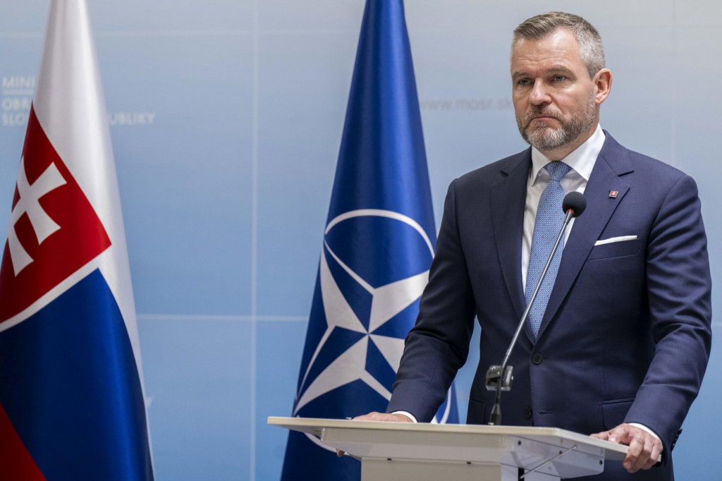 Hlavn&yacute; veliteľ Ozbrojen&yacute;ch s&iacute;l SR a prezident Peter Pellegrini. FOTO: TASR/Jakub Kotian