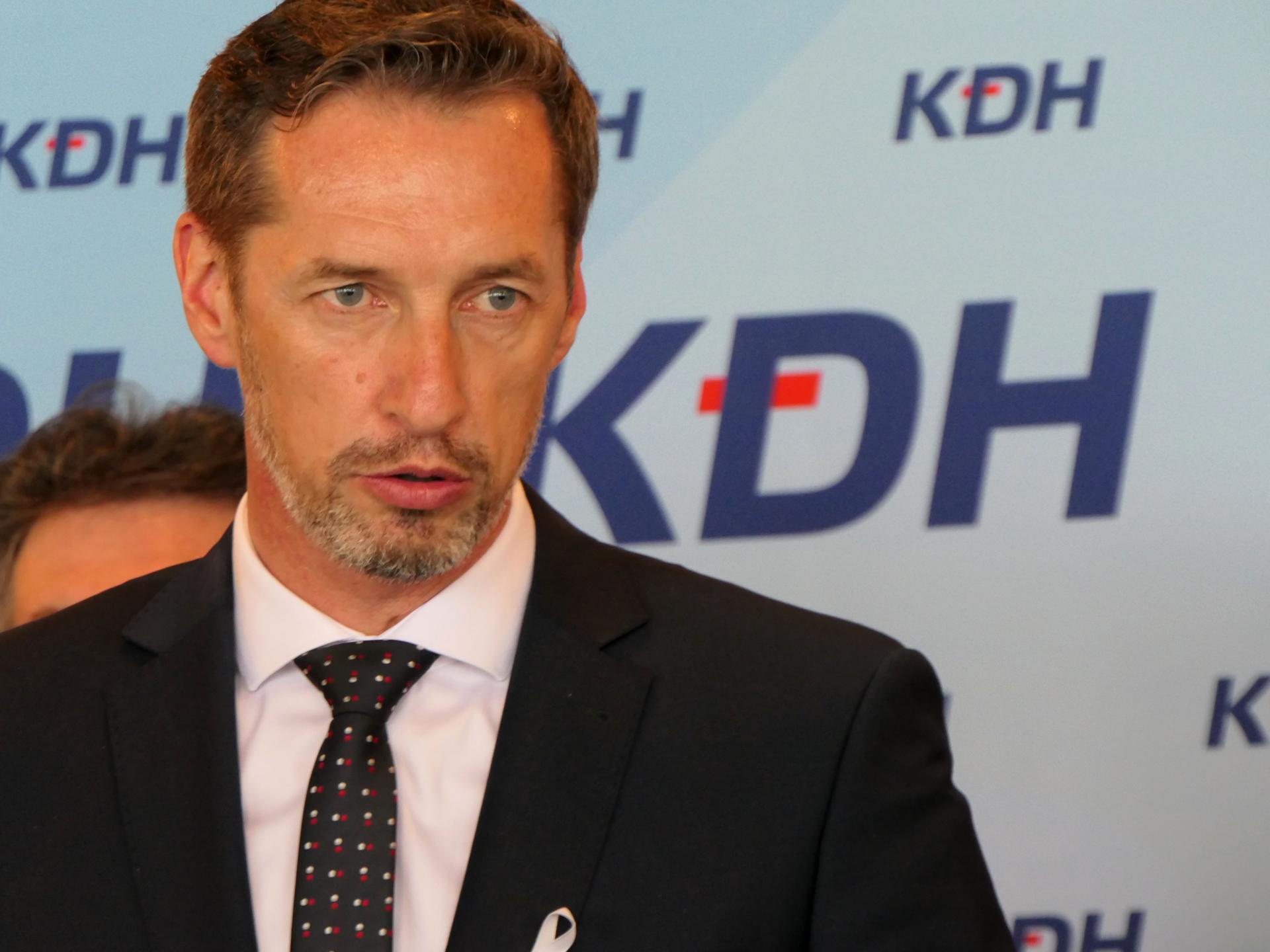 Správa Bruselu o právnom štáte nie je povzbudivá pre Slovensko, reaguje KDH