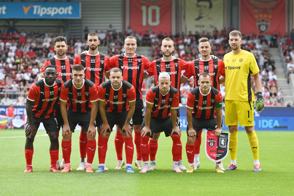 Futbalisti Spartaku Trnava. FOTO: TASR/Lukáš Grinaj