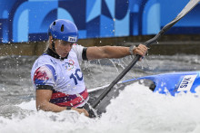 Na snímke slovenská vodná slalomárka Eliška Mintálová pádluje na trati prvej kvalifikačnej jazdy v kategórii K1 žien počas 33. letných olympijských hier v Paríži. FOTO: TASR/Michal Svítok