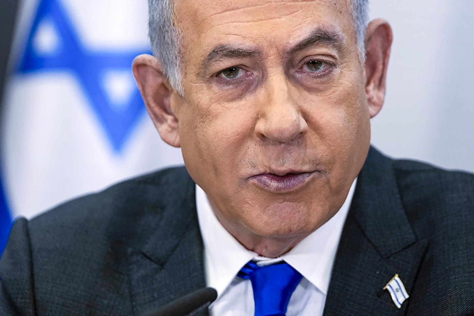 Izraelský bezpečnostný kabinet zasadne v reakcii na útok na Golanské výšiny, ktorý zabil 12 detí
