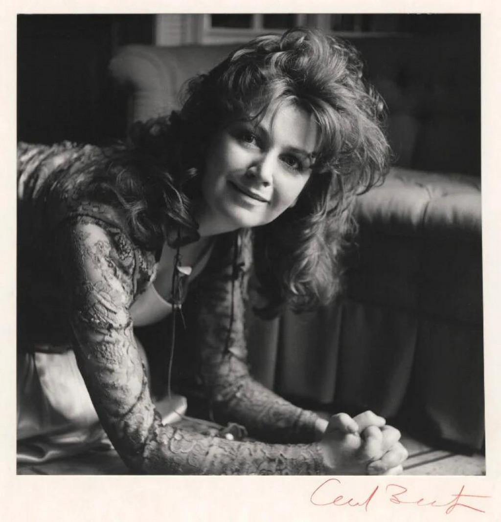 Edna O‘Brienová FOTO: National Portriat Gallery