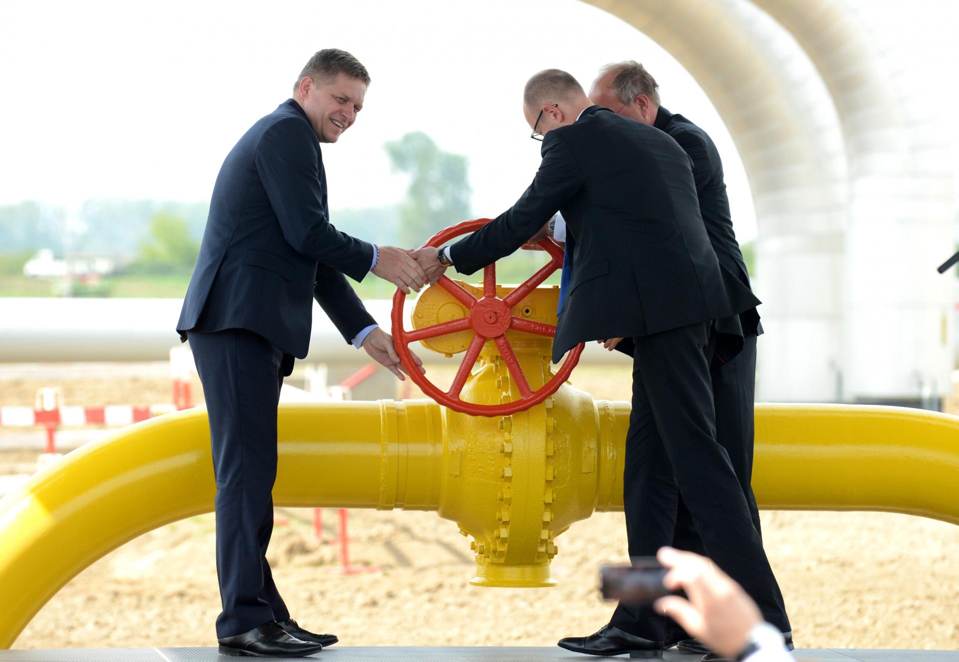 Fico zatlačil cez citlivý bod Kyjeva. Ich tanky a agregáty sú hladné po nafte, Ukrajina začína ustupovať