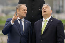 Vzťahy medzi Poľskom a Maďarskom začali horknúť po vpáde Ruska na Ukrajinu, keď sa Varšava postavila na stranu napadnutej krajiny. FOTO: TASR/AP