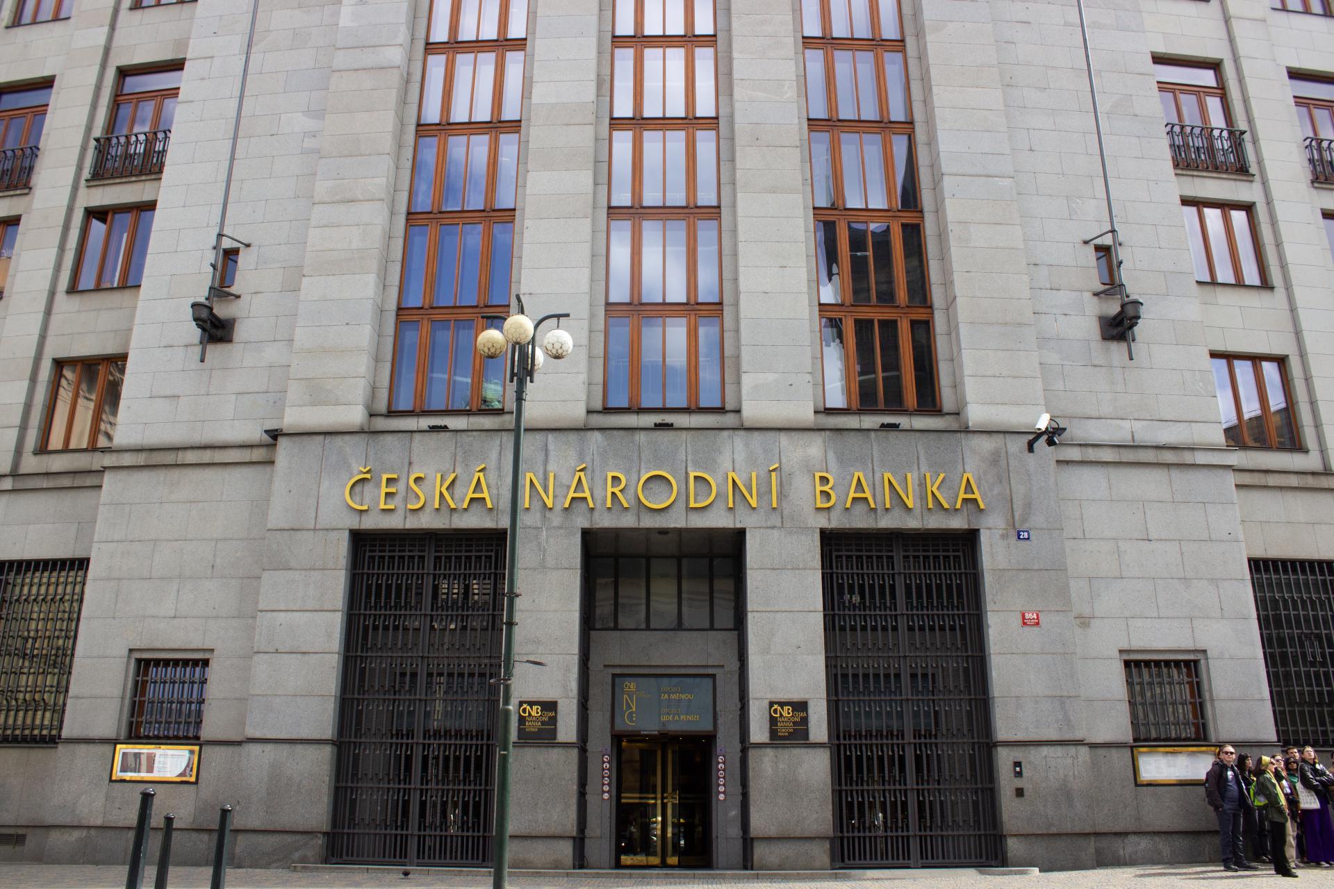 Česká národná banka znížila hlavnú úrokovú sadzbu na 4,5 percenta