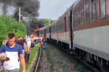 Nehoda vlaku EC pri Nových Zámkoch. FOTO: FB/Obmedzenia prevádzky na tratiach ŽSR