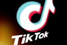 TikTok umožňuje od dnes nasadzovať reklamy aj pre slovenský trh.