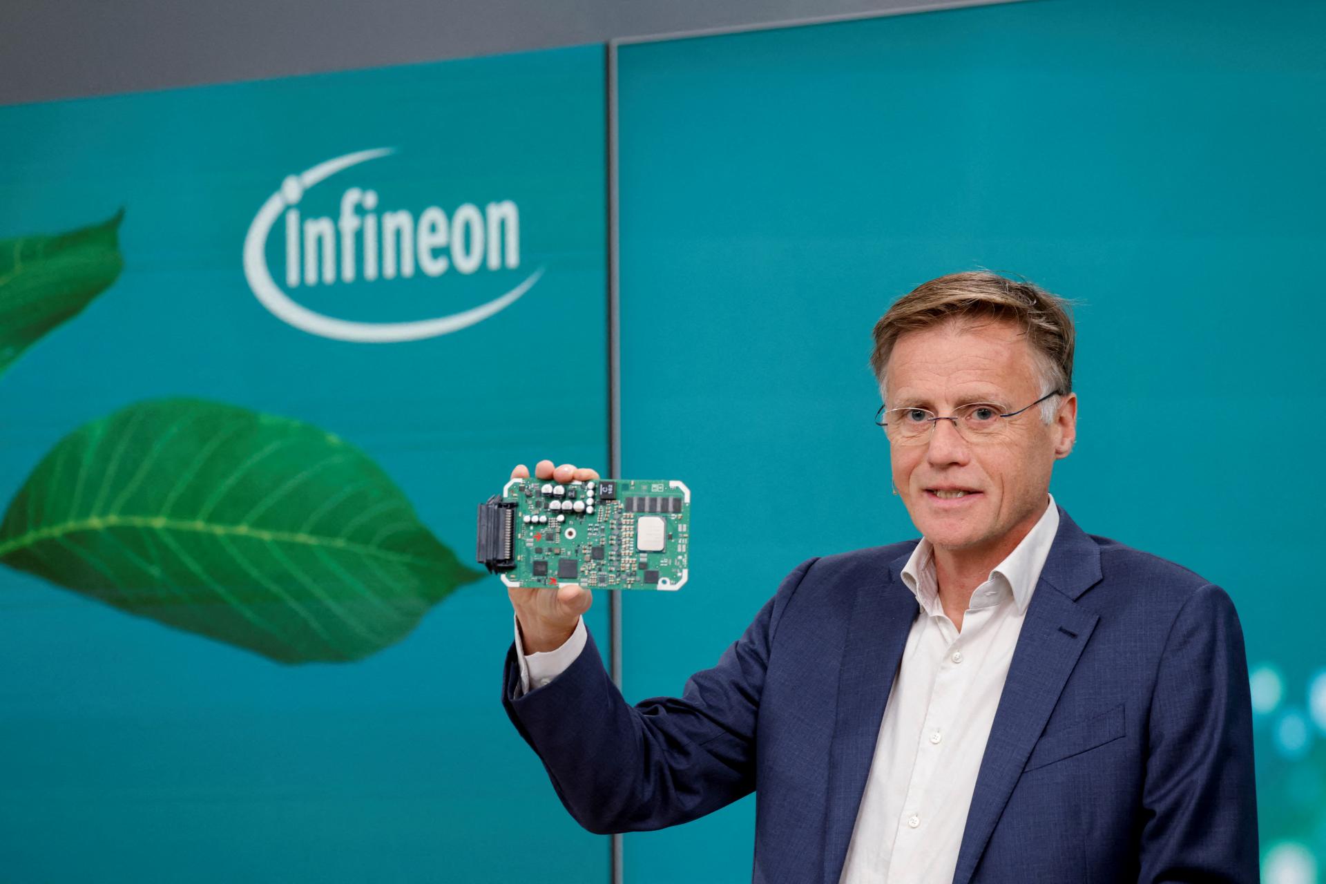 Nemecký výrobca čipov Infineon zruší 1400 pracovných miest, ďalších 1400 presunie