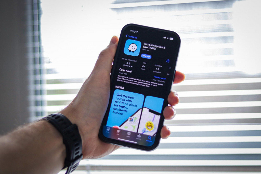Vylepšení sa dočkala tak aplikácia Waze, ako aj priamo Google Mapy.