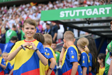 Počas štyroch týždňov šampionátu Lidl doprial nezabudnuteľný zážitok 1 122 deťom, ktoré v rámci projektu Lidl Kids Team robili oficiálny sprievod profesionálnych hráčov.