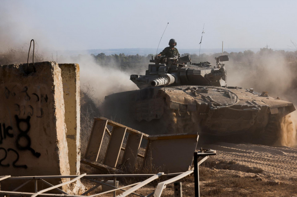 Izraelský tank. FOTO: Reuters