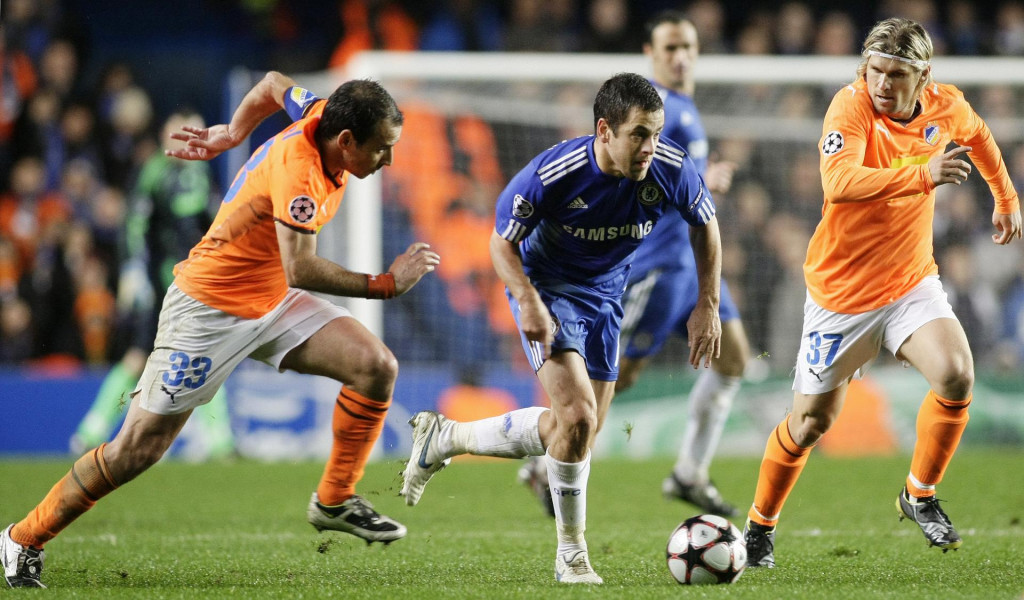 V drese APOEL-u si Mário Breška (vpravo) zahral aj v Lige majstrov na slávnom Stamford Bridge proti londýnskej Chelsea. FOTO: Profimedia.sk