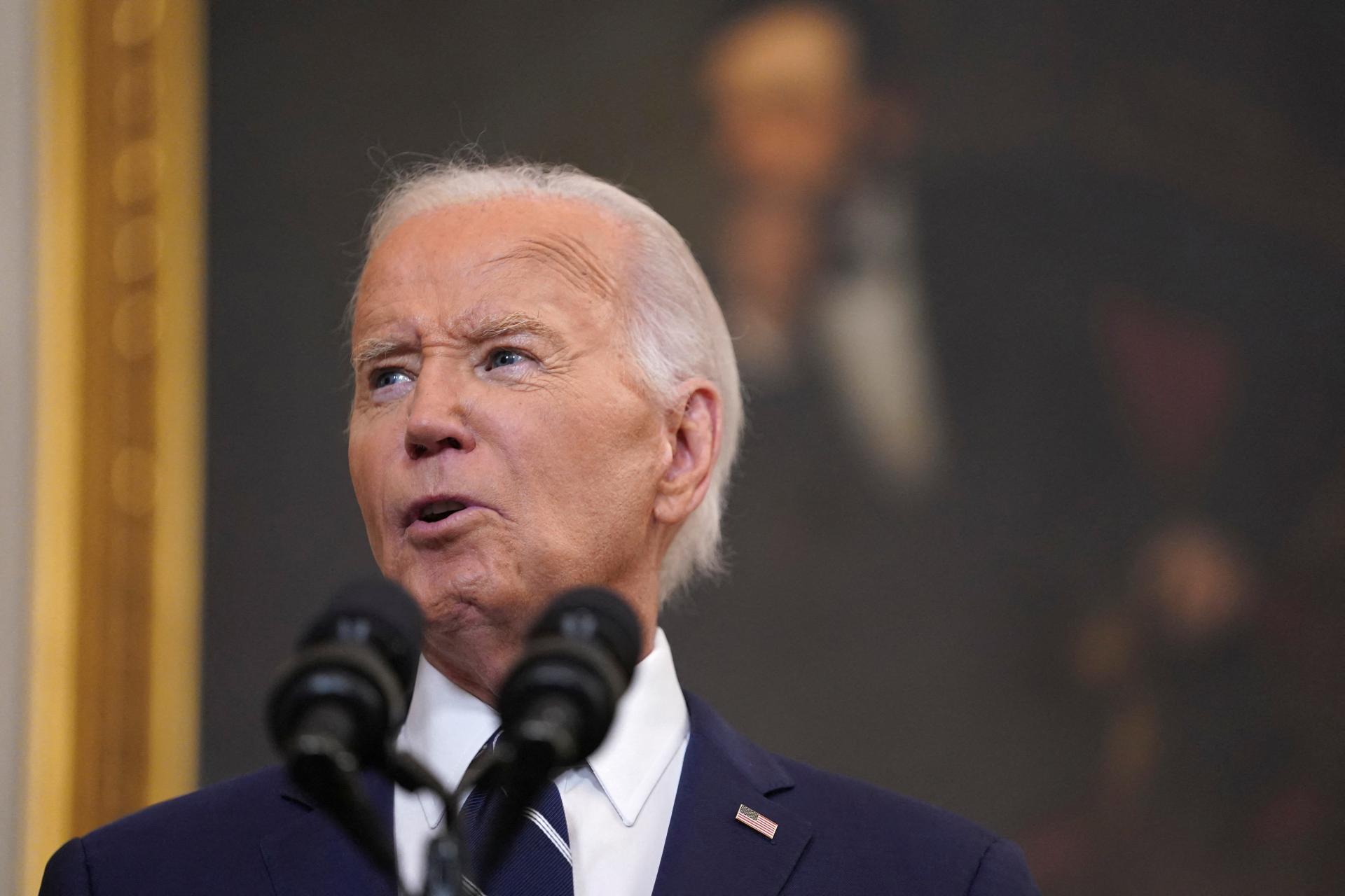 Biden si nemyslí, že príde k pokojnému odovzdaniu moci, ak Trump prehrá voľby