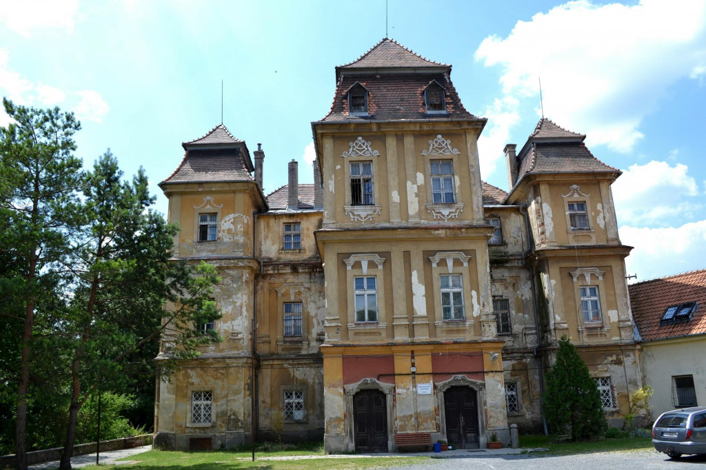 Reedukačné centrum v Trstíne, ktoré sa rozhodlo ministerstvo školstva zrušiť. FOTO: Wikimedia