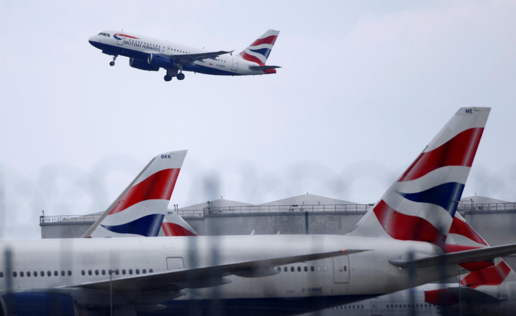 Britský dopravca teraz hovorí, že lety do Pekingu pozastavia až do novembra budúceho roka, ďalej uvidí. FOTO: Reuters