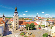 Medzi najnavštevovanejšie turistické atrakcie v meste dlhodobo patrí najmä mestská veža, Bazilika svätého Mikuláša, Katedrála svätého Jána Krstiteľa a Kostol Najsvätejšej Trojice.

FOTO: Región Trnava