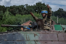 Ukrajinská pravidelná armáda prvýkrát od začiatku vojny vstúpila na ruské územie. FOTO: Reuters