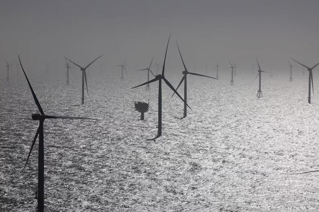 Cieľom vládneho plánu je pridať nové zariadenia na výrobu energie z obnoviteľných zdrojov s výkonom približne desaťtisíc megawattov. FOTO: Reuters