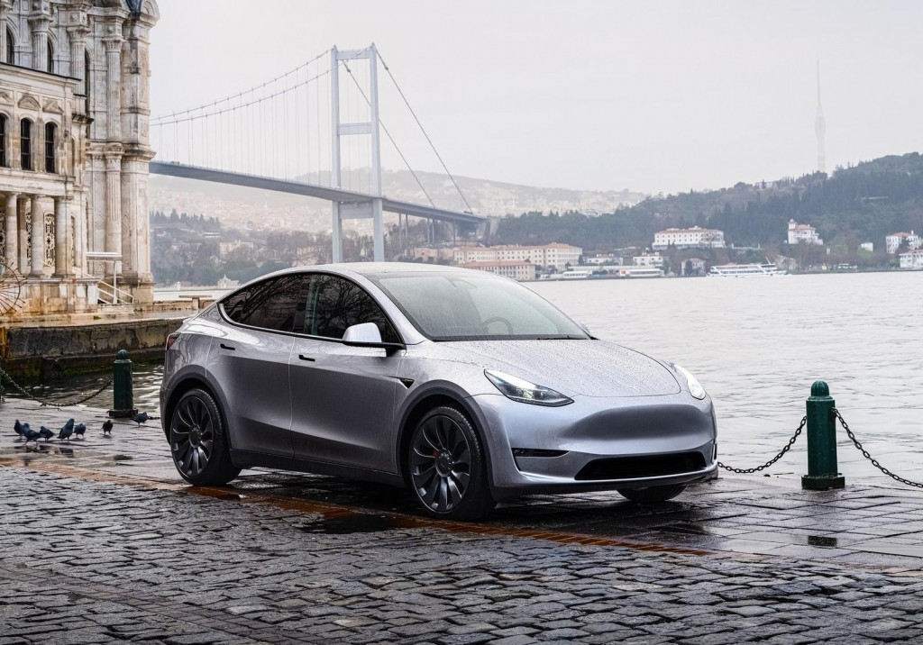 Návrh počíta aj s individuálnym deväťpercentným clom pre automobilku Tesla. FOTO: Netcarshow.com