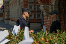 Francúzske úrady vydali na Pavla Durova vydali zatykač v rámci predbežného vyšetrovania viacerých trestných činov vrátane podvodu, obchodovania s drogami, kyberšikany, organizovaného zločinu a podpory terorizmu. FOTO: Reuters