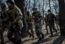 Šéf únijnej diplomacie by chcel výcvikom vylepšiť koordináciu s Ukrajinou aj s NATO. FOTO: Reuters