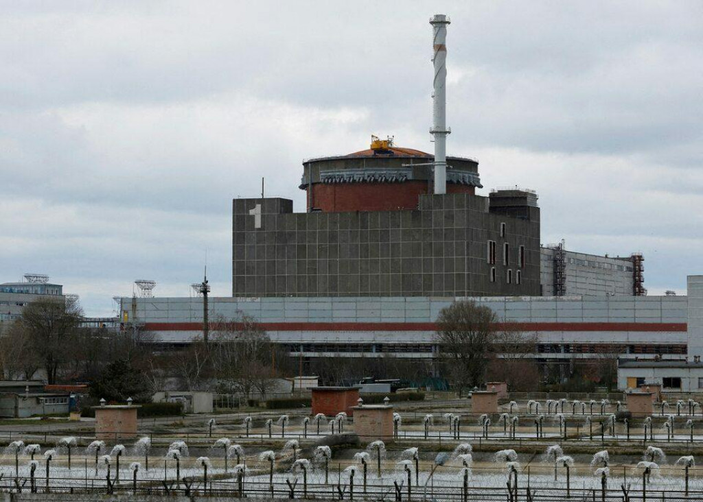 Ukrajina musela tento týždeň dočasne odstaviť štyri jadrové reaktory. FOTO: Reuters