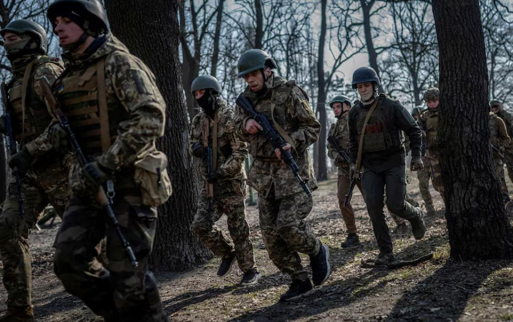 Šéf únijnej diplomacie by chcel výcvikom vylepšiť koordináciu s Ukrajinou aj s NATO. FOTO: Reuters